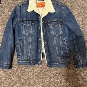 Levi's Indigo Denim Jacket with Cream Sherpa Lining